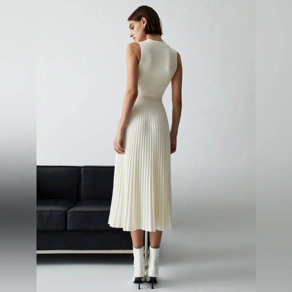 Commense Vanilla Cutout Rib Midi Sweater Dress - Picture 4 of 8